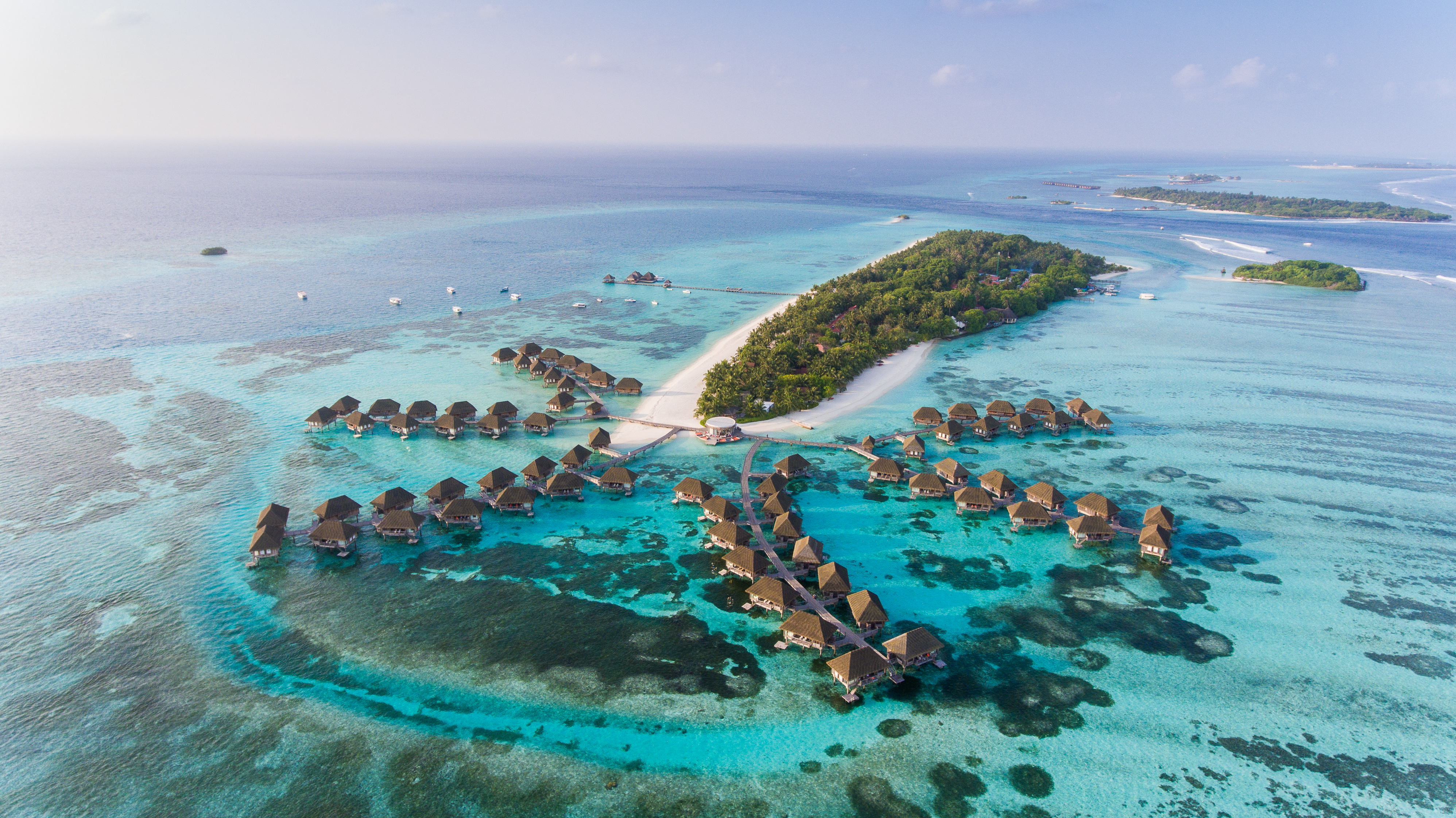 10 Exotic International Honeymoon Destinations for 2022: The Ideal Scenes for Your Love Story