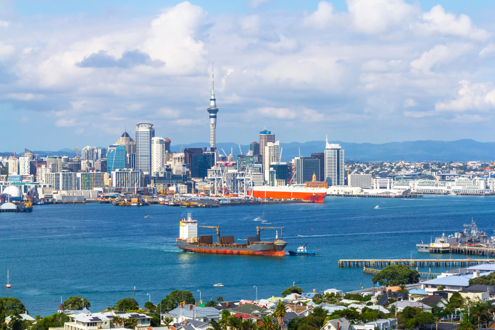 Best Of New Zealand With Australia 16 Nights / 17 Days